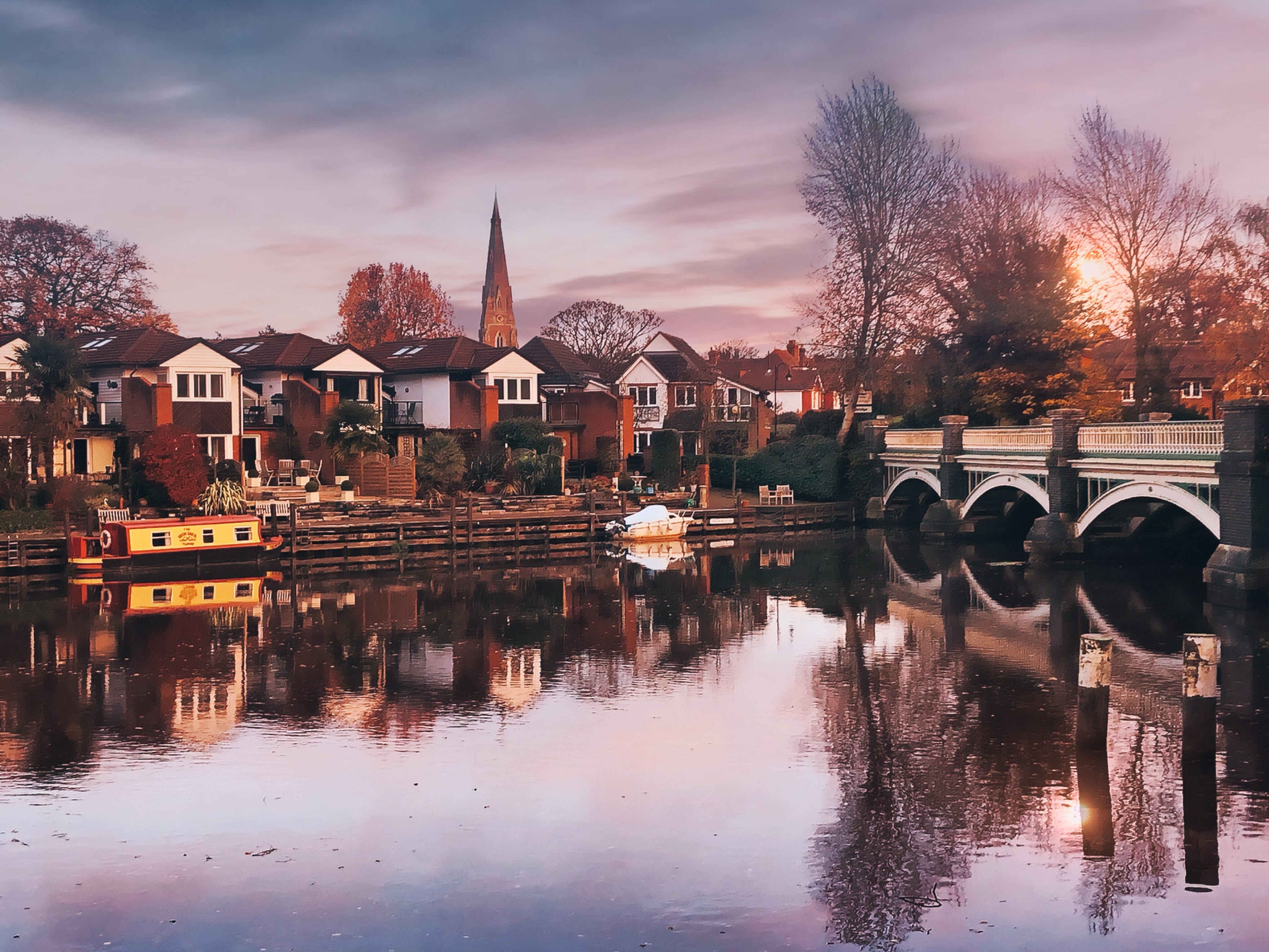 Luxury riverside living and prestigious St Georges Hill in affluent Weybridge